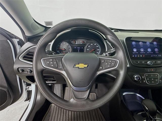 new 2023 Chevrolet Malibu car, priced at $28,319