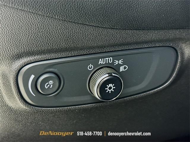 used 2022 Chevrolet Equinox car, priced at $25,073