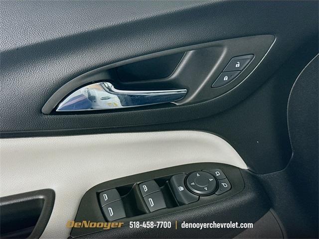 used 2022 Chevrolet Equinox car, priced at $23,564