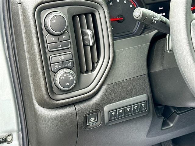 new 2025 Chevrolet Silverado 3500 car, priced at $53,005