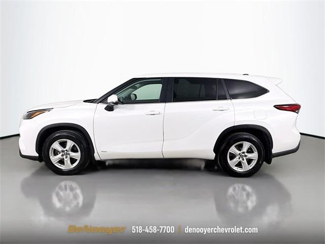 used 2023 Toyota Highlander Hybrid car, priced at $36,671