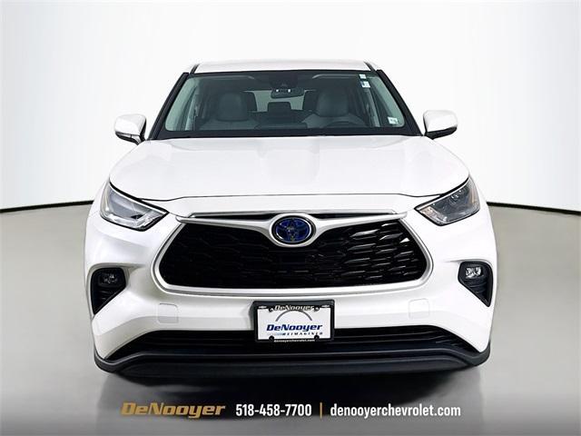 used 2023 Toyota Highlander Hybrid car, priced at $36,671