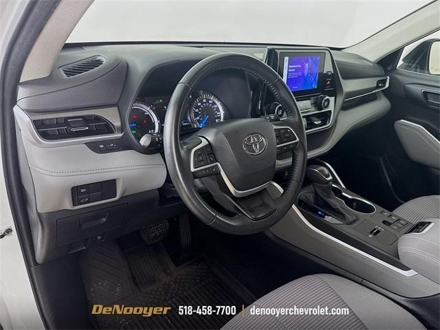 used 2023 Toyota Highlander Hybrid car, priced at $36,671
