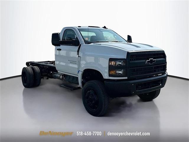 new 2024 Chevrolet Silverado 1500 car, priced at $73,057