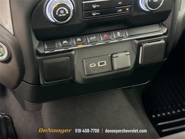 used 2022 Chevrolet Silverado 1500 car, priced at $34,001