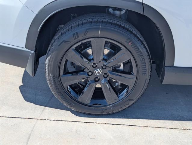 new 2025 Honda Pilot car, priced at $52,483