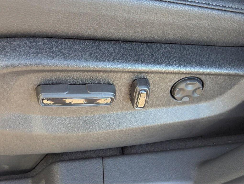 new 2026 Honda Odyssey car, priced at $43,185