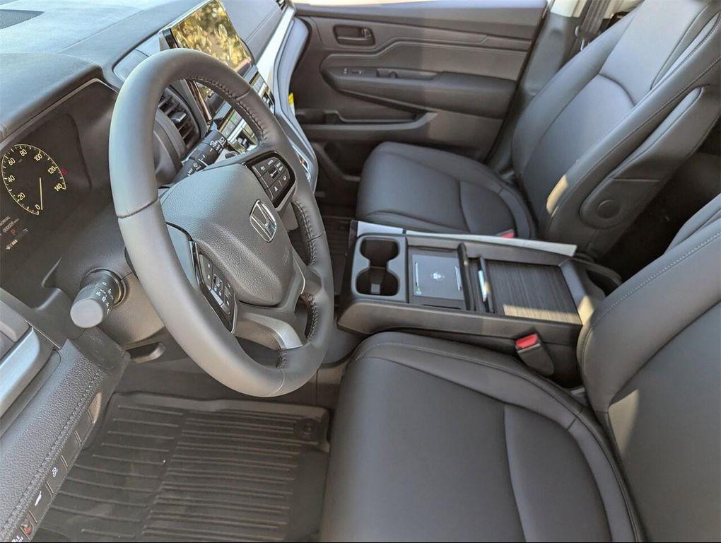 new 2026 Honda Odyssey car, priced at $43,185