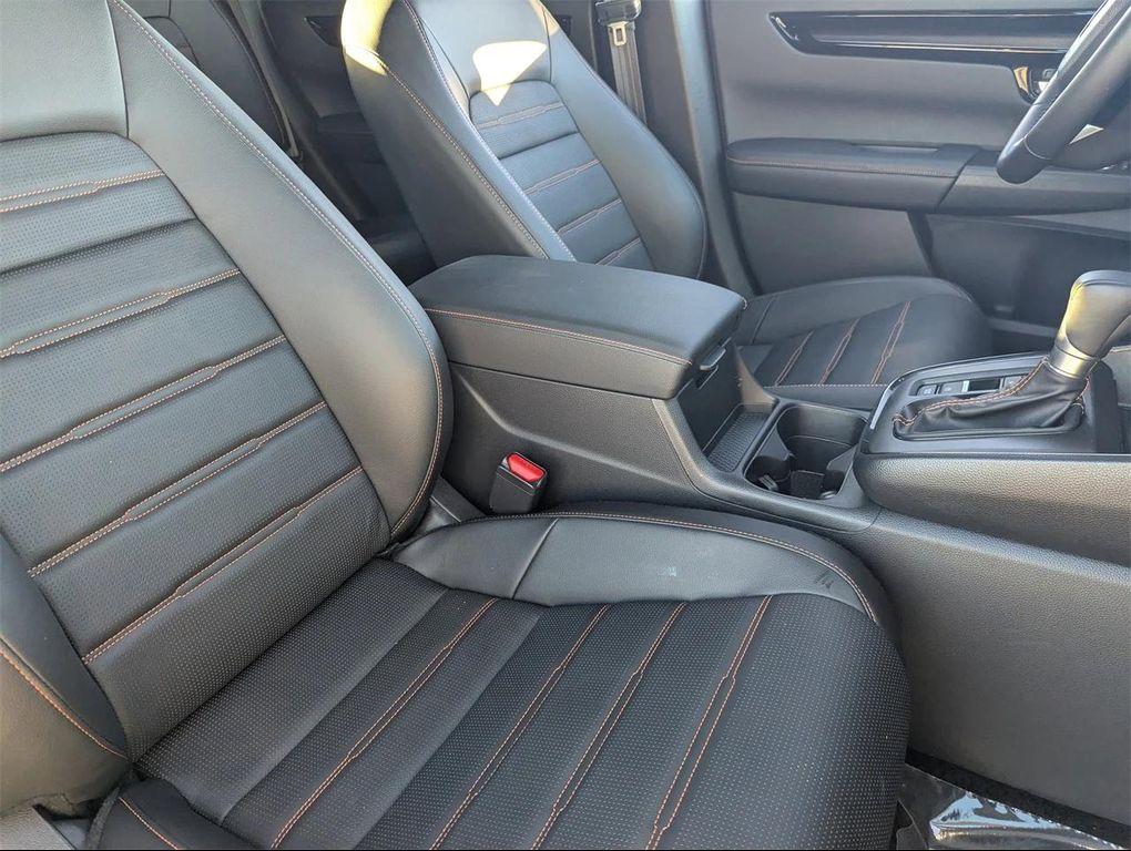 used 2025 Honda CR-V Hybrid car, priced at $35,890