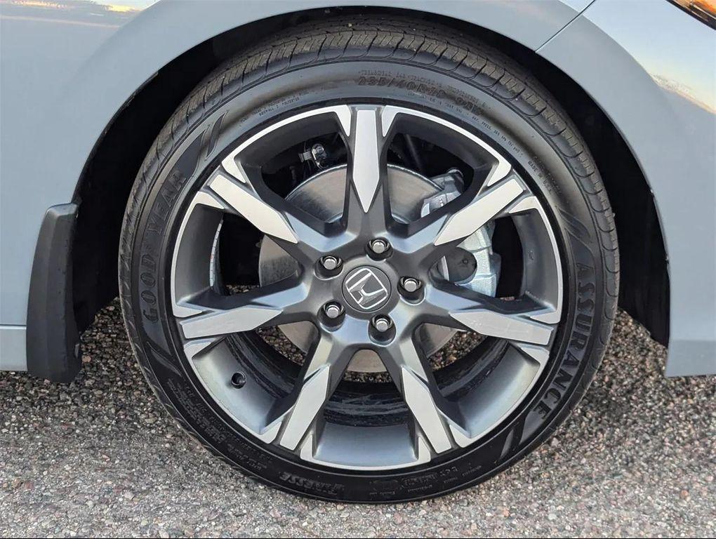 new 2026 Honda Civic Hybrid car, priced at $33,362