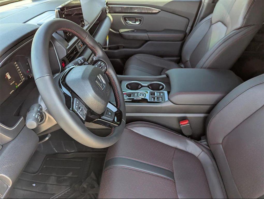 new 2025 Honda Pilot car, priced at $52,528