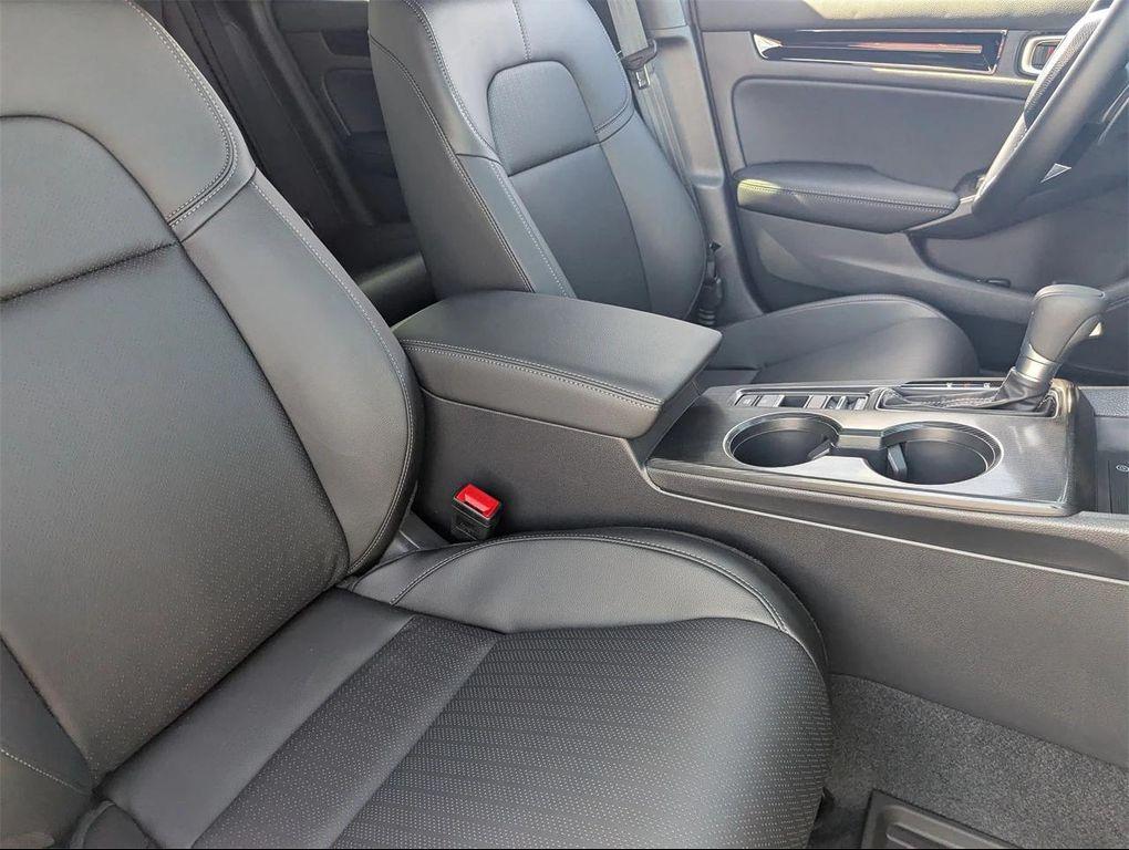 new 2026 Honda Civic Hybrid car, priced at $32,928