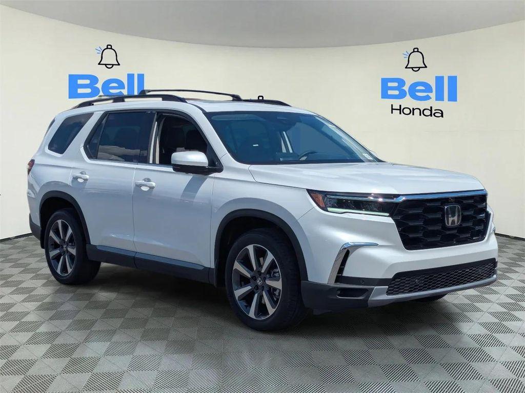 new 2025 Honda Pilot car, priced at $51,137