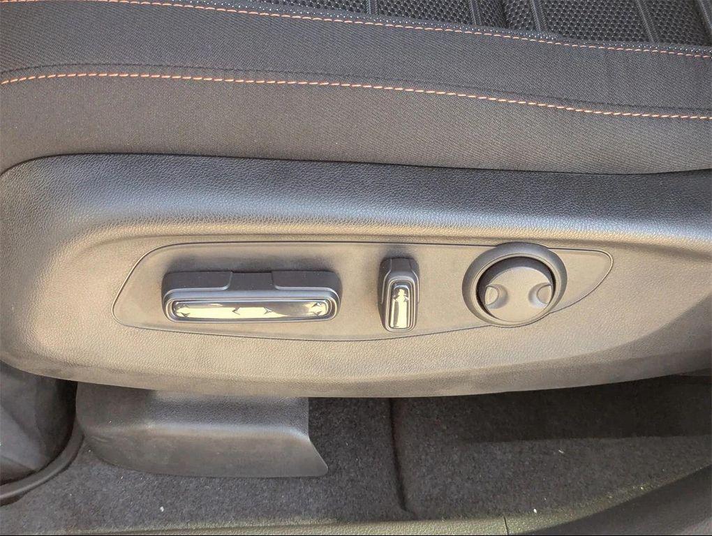 new 2026 Honda CR-V Hybrid car, priced at $38,977