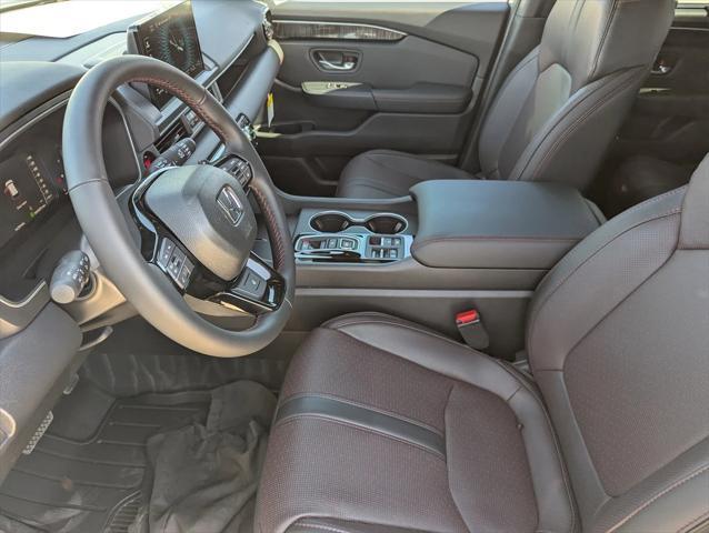 new 2025 Honda Pilot car, priced at $53,154