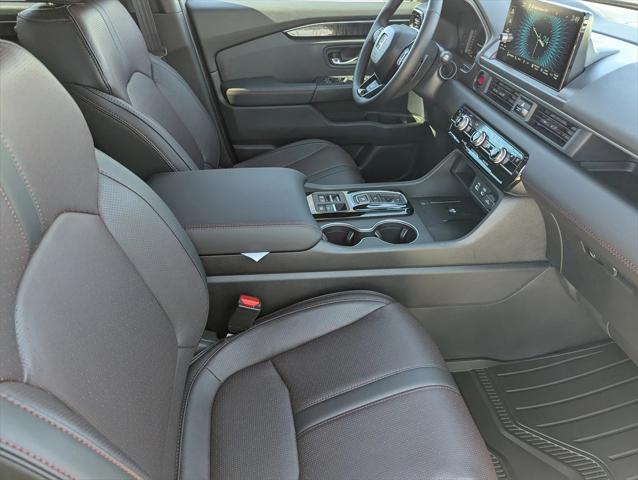 new 2025 Honda Pilot car, priced at $53,154