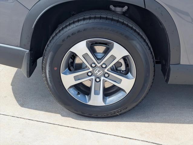 new 2025 Honda Pilot car, priced at $44,651