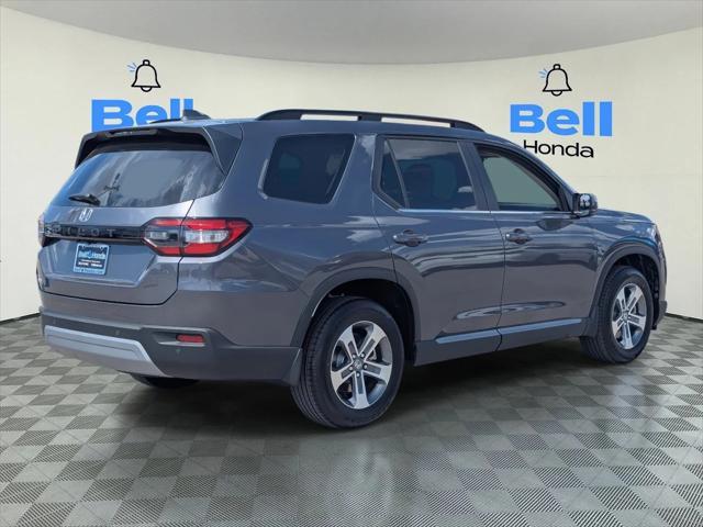 new 2025 Honda Pilot car, priced at $44,651