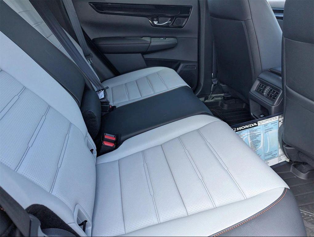 new 2026 Honda CR-V Hybrid car, priced at $41,482