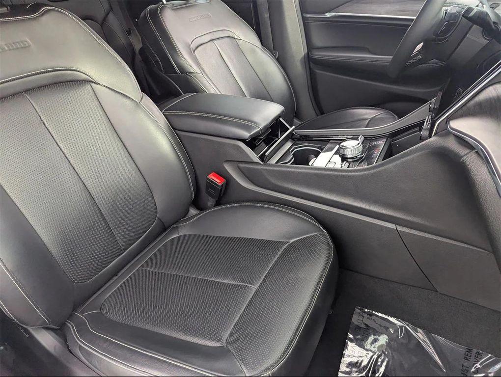 used 2023 Jeep Grand Cherokee car, priced at $37,259