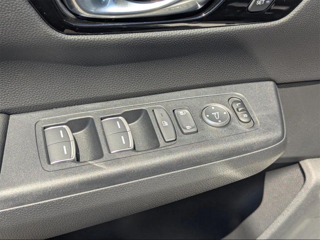 new 2026 Honda CR-V Hybrid car, priced at $41,482