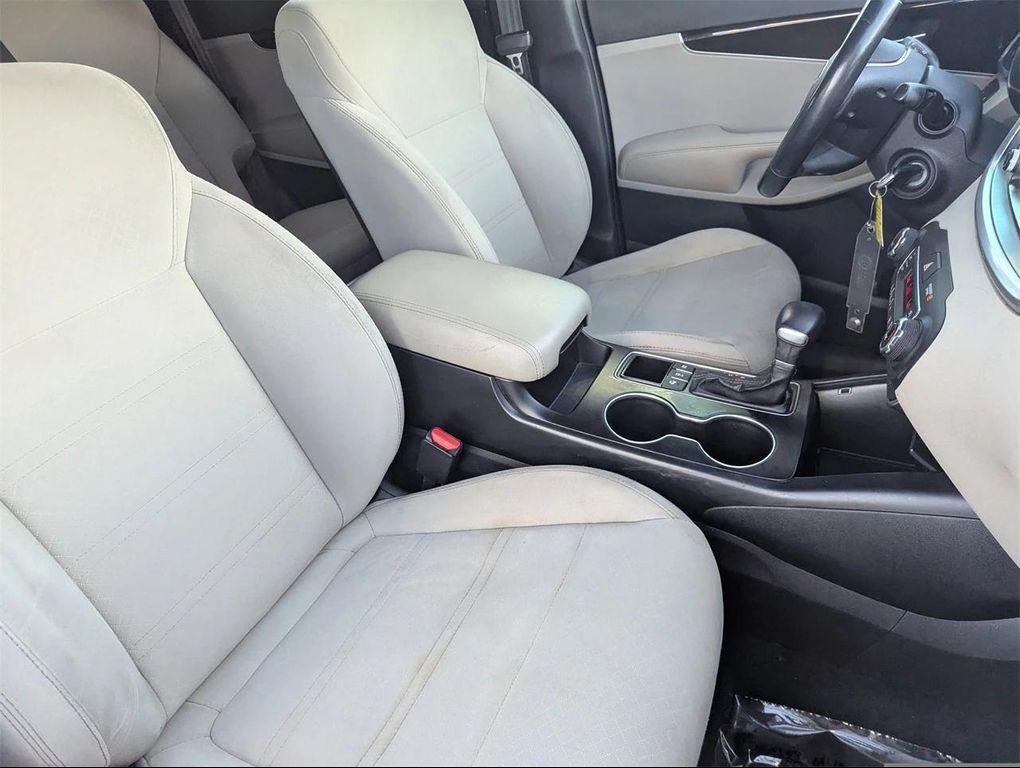 used 2020 Kia Sorento car, priced at $16,680
