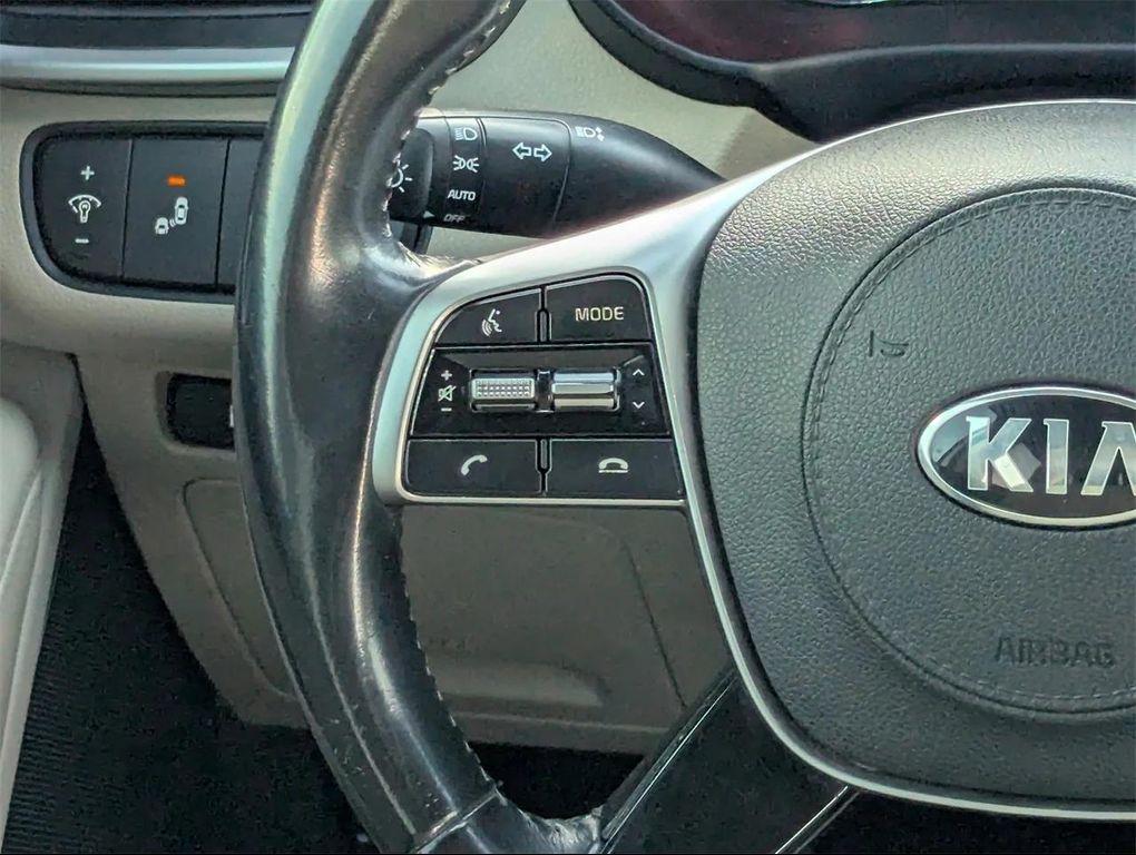 used 2020 Kia Sorento car, priced at $16,680