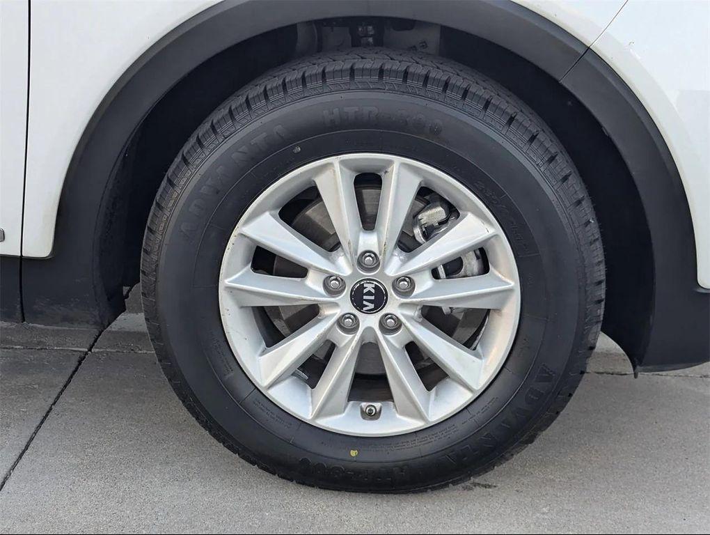 used 2020 Kia Sorento car, priced at $16,680