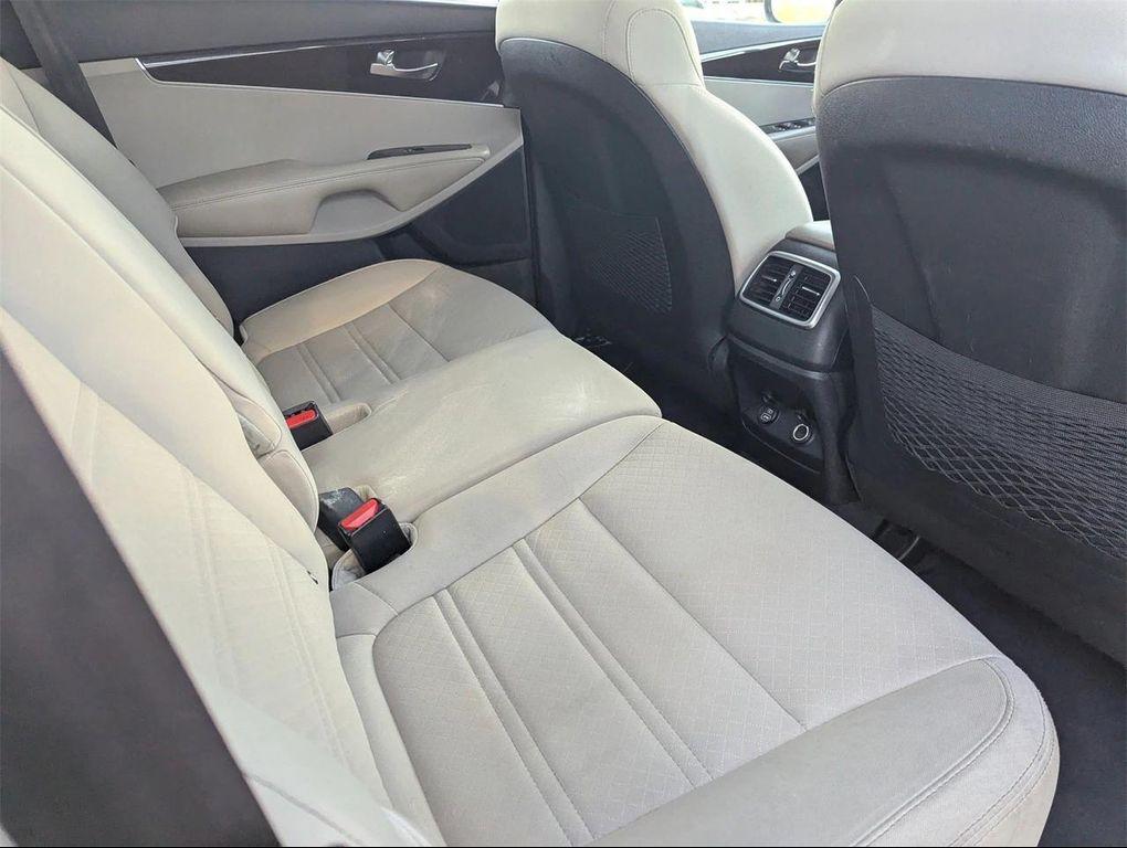 used 2020 Kia Sorento car, priced at $16,680