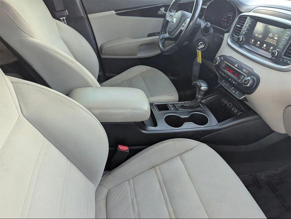 used 2020 Kia Sorento car, priced at $16,680