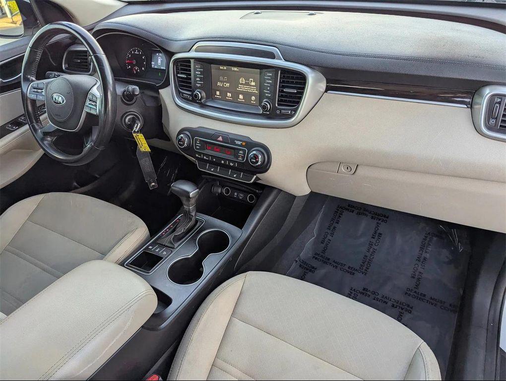 used 2020 Kia Sorento car, priced at $16,680