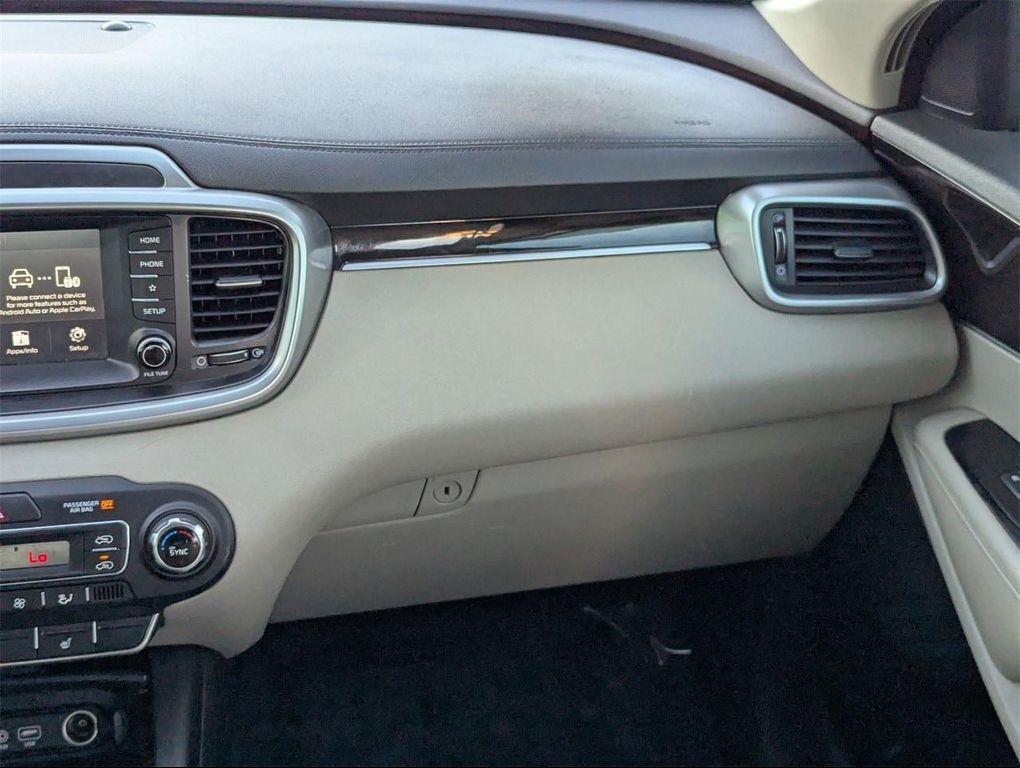 used 2020 Kia Sorento car, priced at $16,680