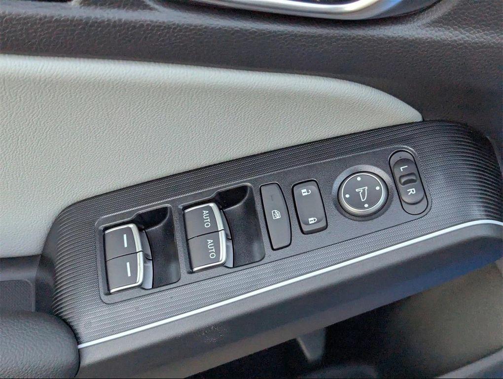 new 2026 Honda Civic Hybrid car, priced at $33,362