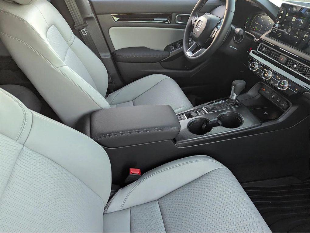 new 2026 Honda Civic Hybrid car, priced at $33,362