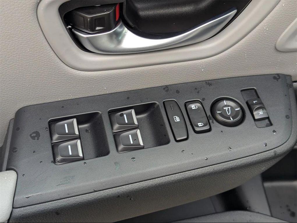 new 2025 Honda Pilot car, priced at $43,133