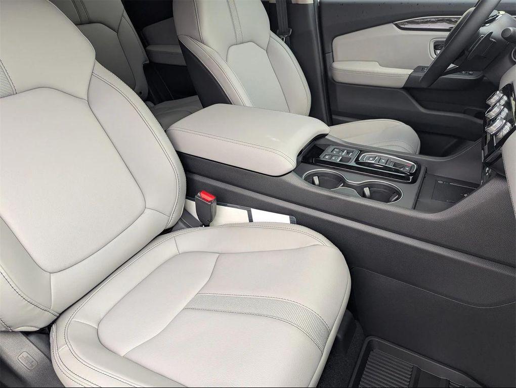 new 2025 Honda Pilot car, priced at $43,133