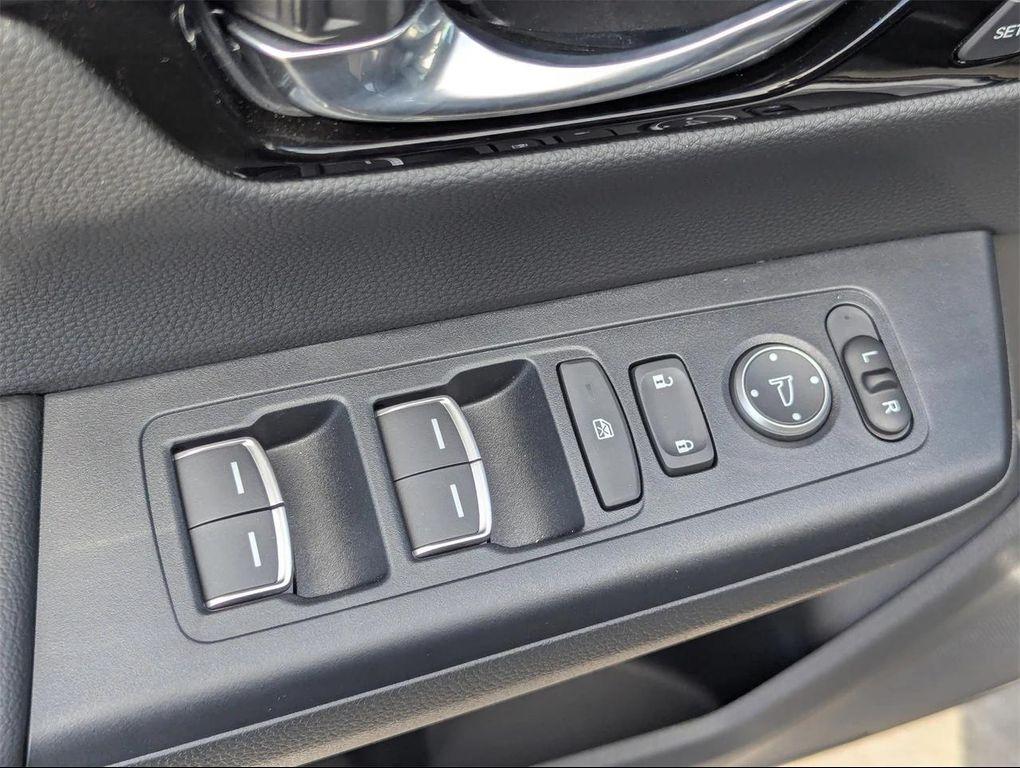 new 2026 Honda CR-V Hybrid car, priced at $41,482