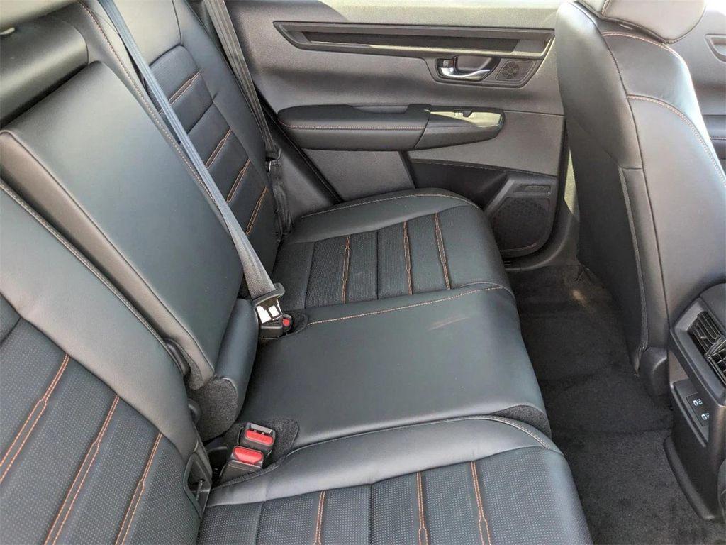 new 2025 Honda CR-V Hybrid car, priced at $39,312