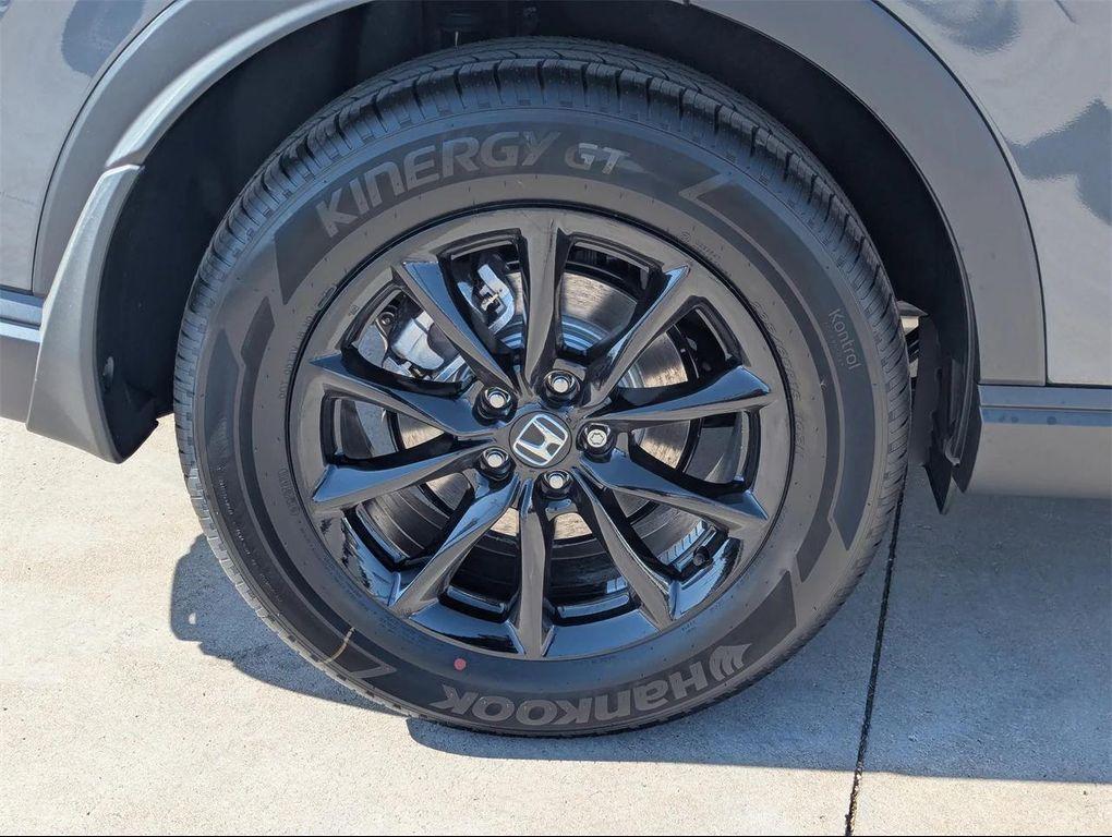 new 2026 Honda CR-V Hybrid car, priced at $39,910