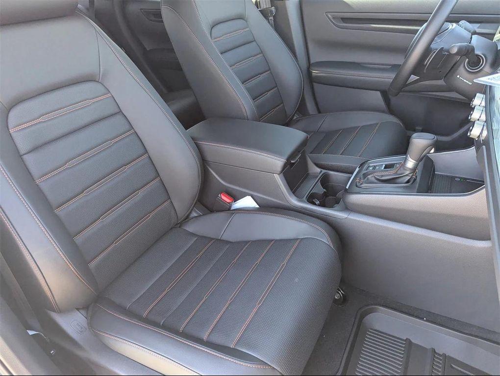 new 2026 Honda CR-V Hybrid car, priced at $39,910