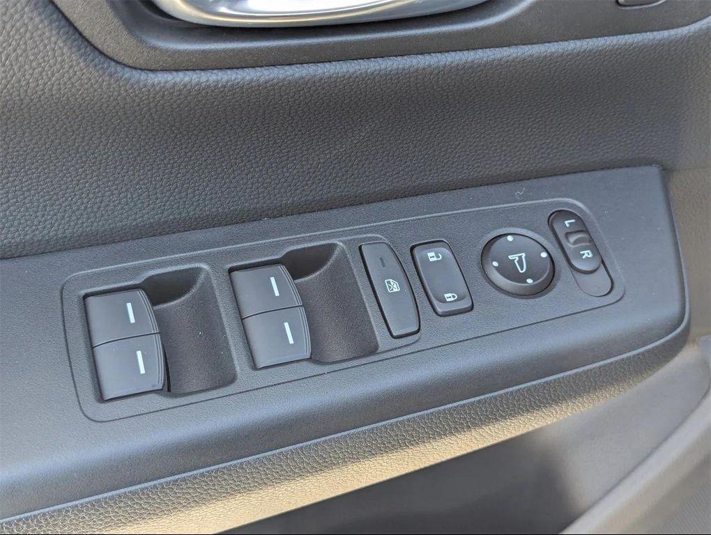 new 2026 Honda CR-V Hybrid car, priced at $39,910