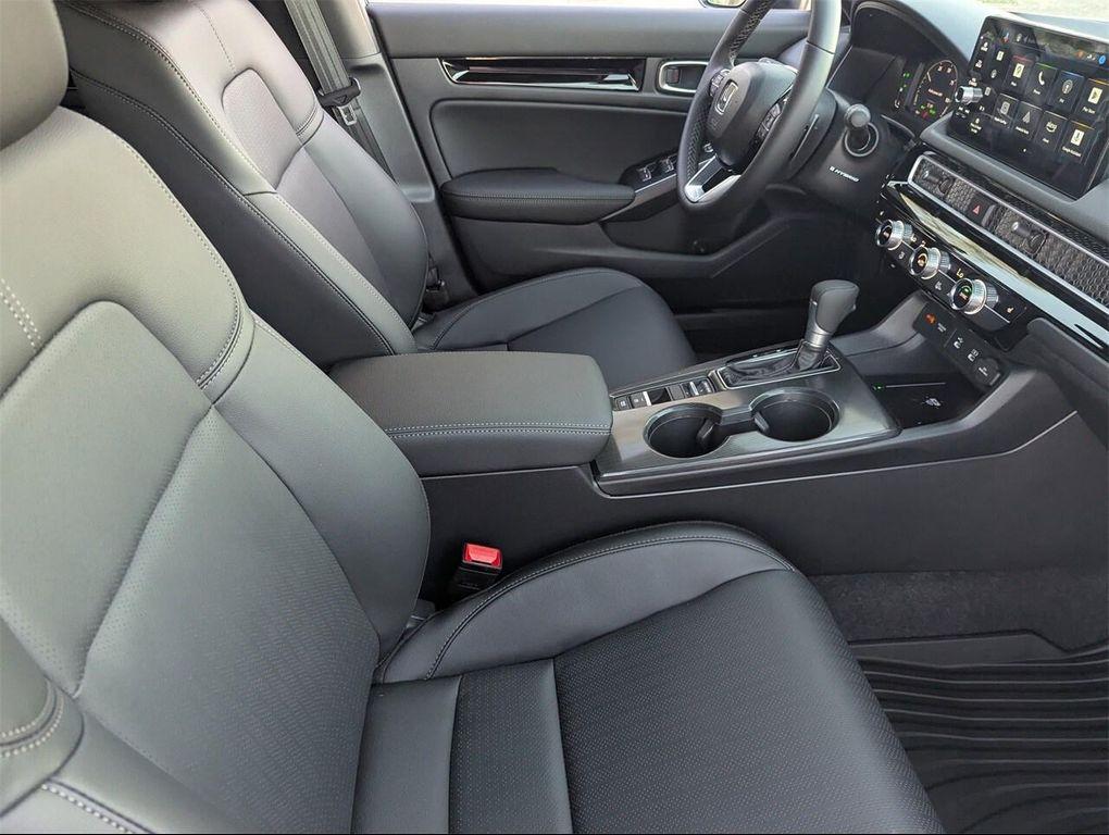 new 2026 Honda Civic Hybrid car, priced at $33,362