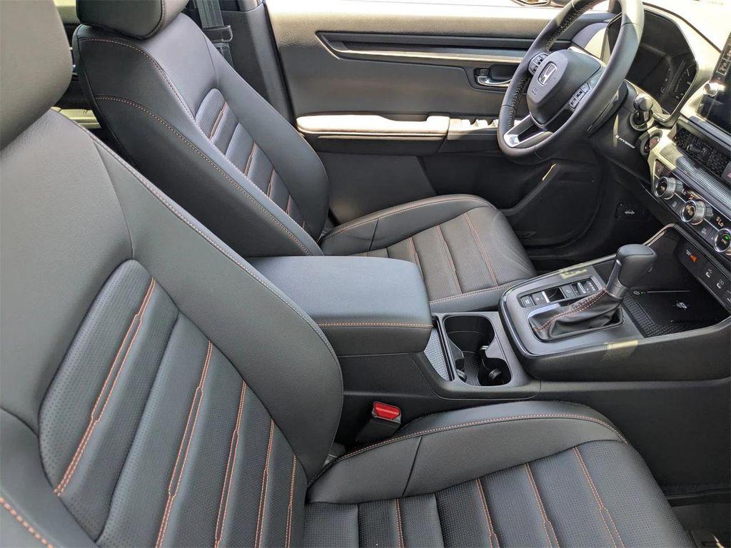 new 2026 Honda CR-V Hybrid car, priced at $38,474