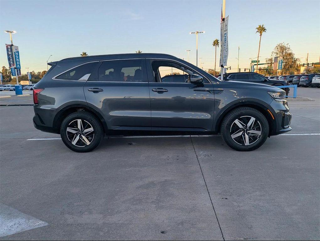 used 2021 Kia Sorento car, priced at $17,143