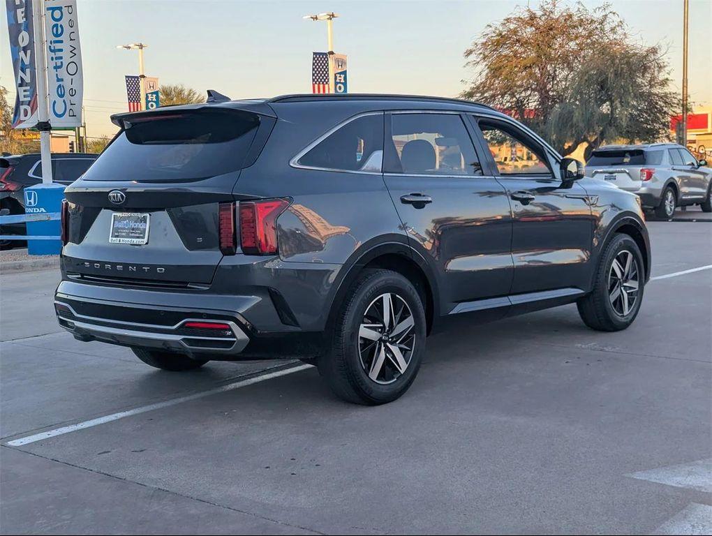 used 2021 Kia Sorento car, priced at $17,143