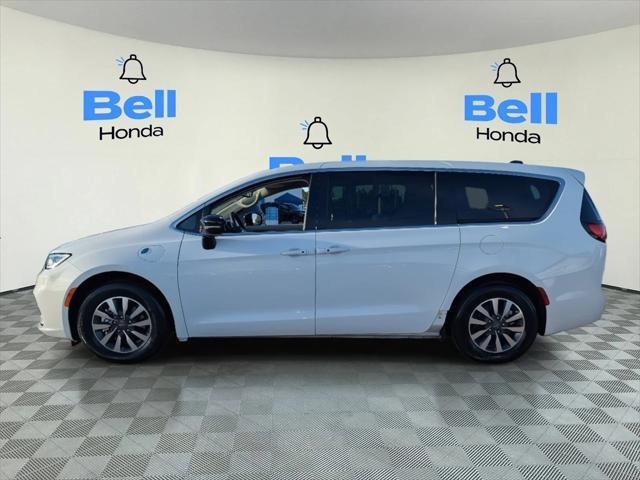 used 2024 Chrysler Pacifica Hybrid car, priced at $34,986