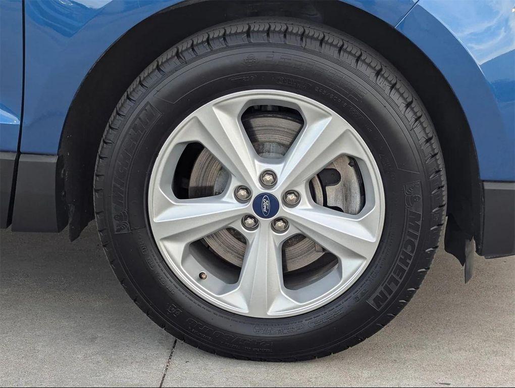 used 2022 Ford Edge car, priced at $15,989