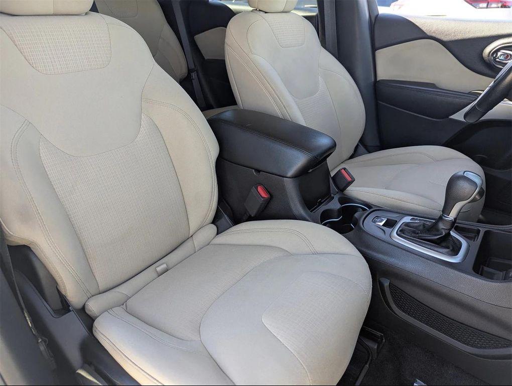 used 2017 Jeep Cherokee car, priced at $12,565