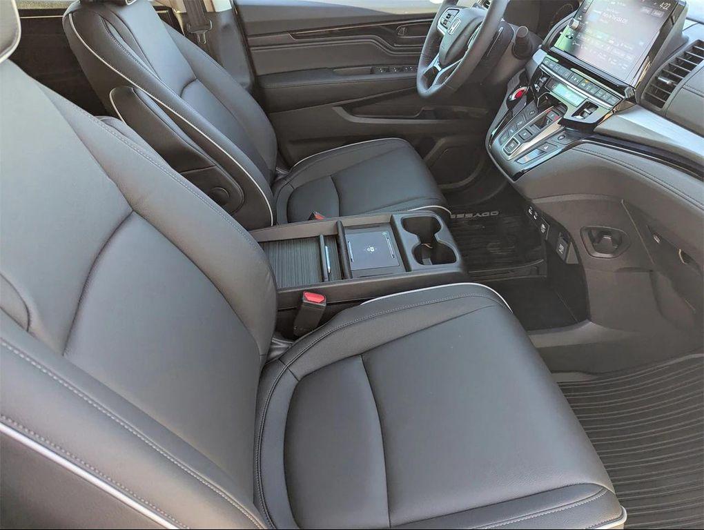 new 2026 Honda Odyssey car, priced at $46,600