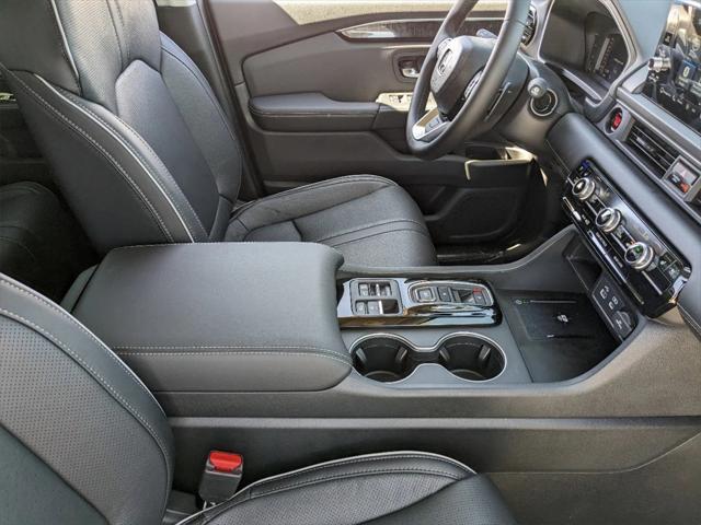 new 2025 Honda Pilot car, priced at $51,092